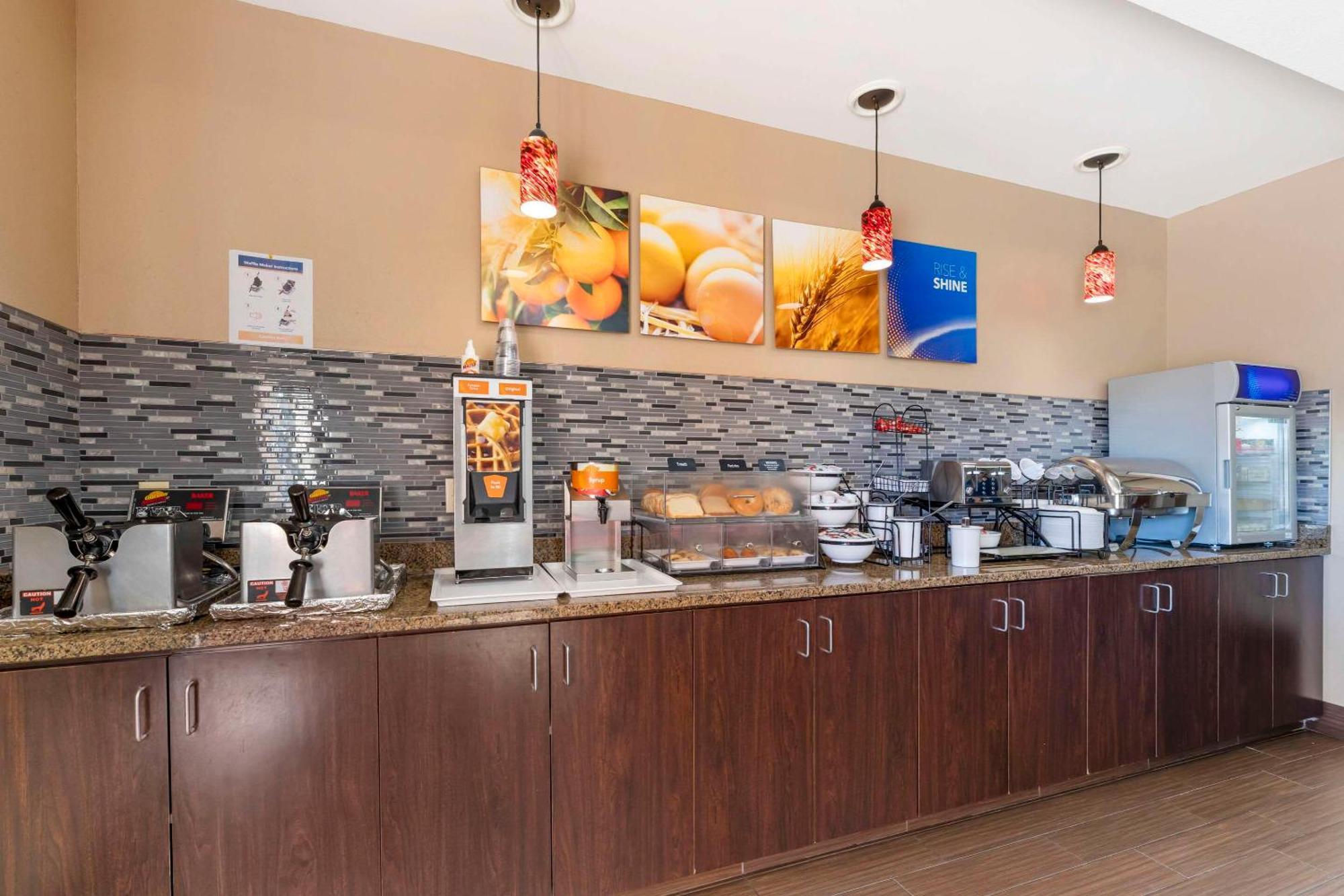 Comfort Inn & Suites Porter Near Indiana Dunes Buitenkant foto