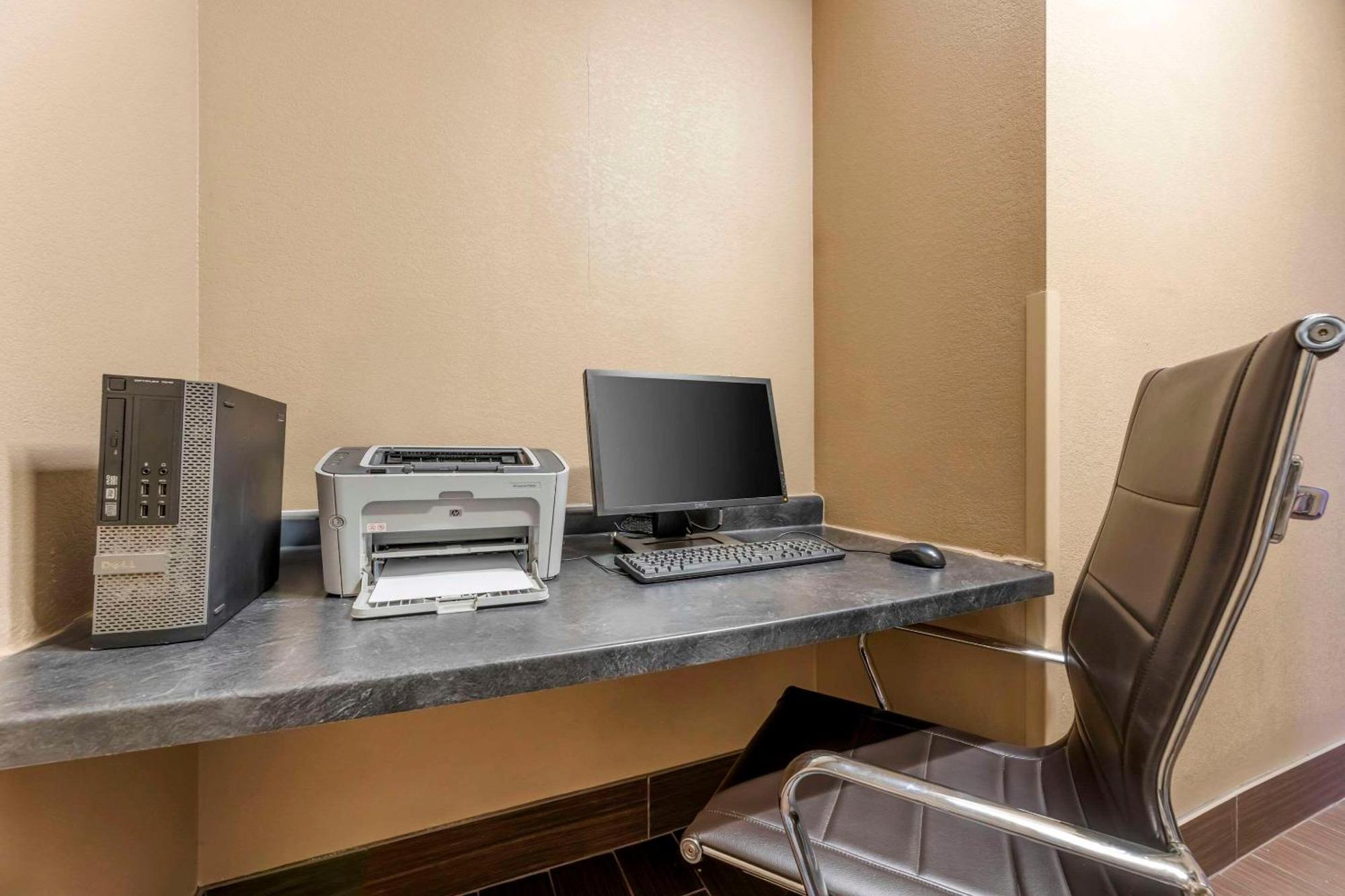 Comfort Inn & Suites Porter Near Indiana Dunes Buitenkant foto