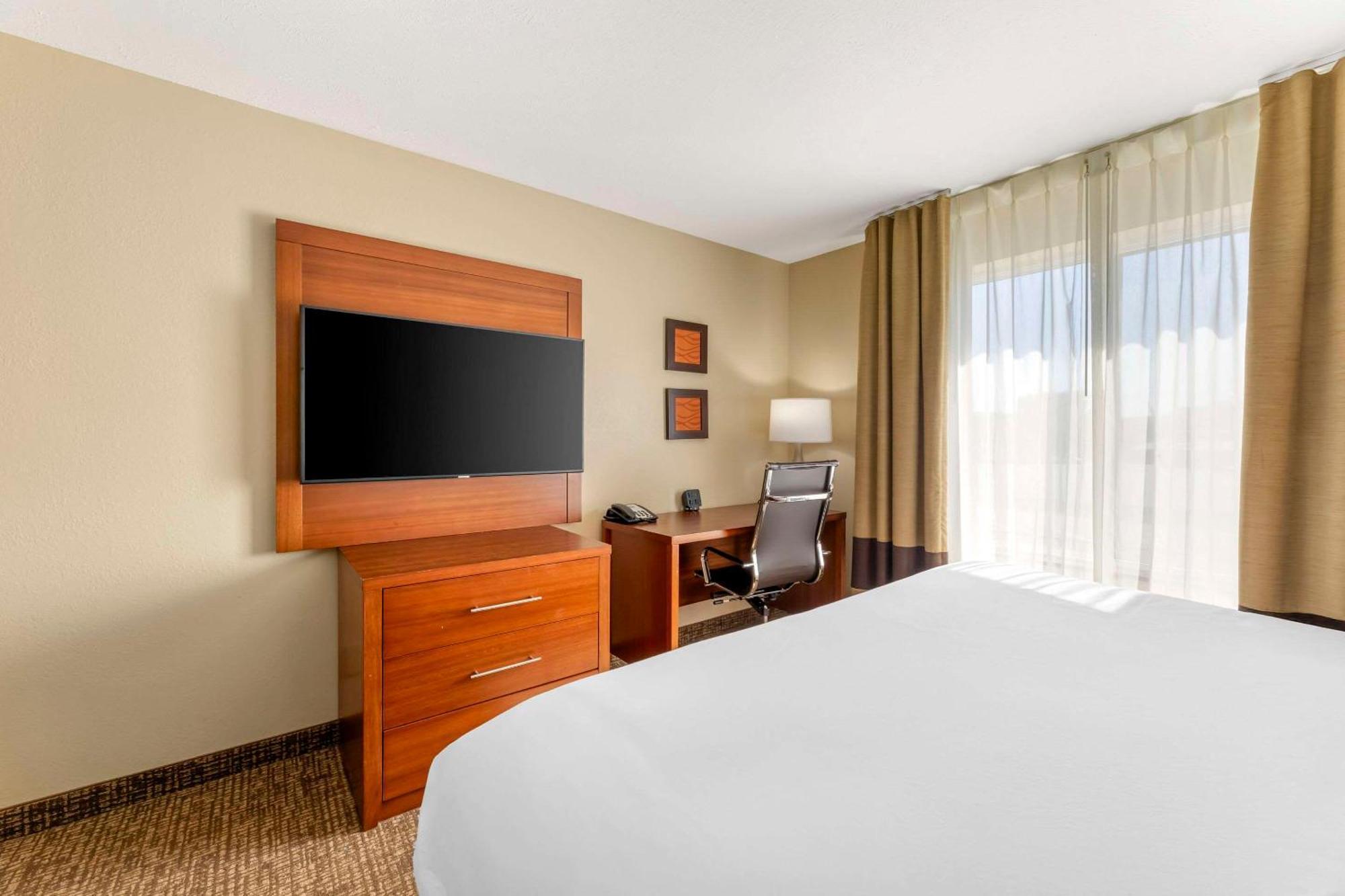 Comfort Inn & Suites Porter Near Indiana Dunes Buitenkant foto