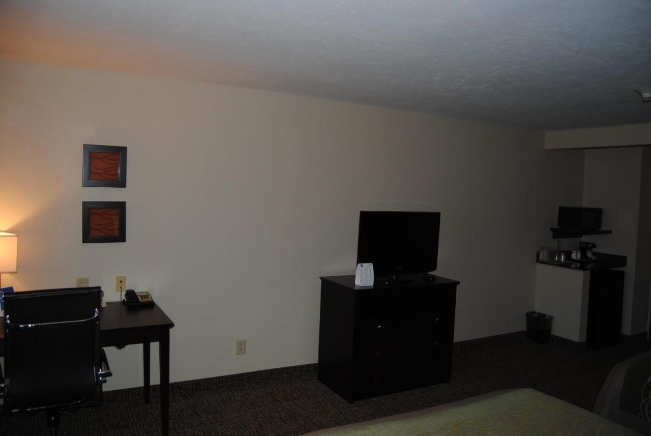 Comfort Inn & Suites Porter Near Indiana Dunes Buitenkant foto