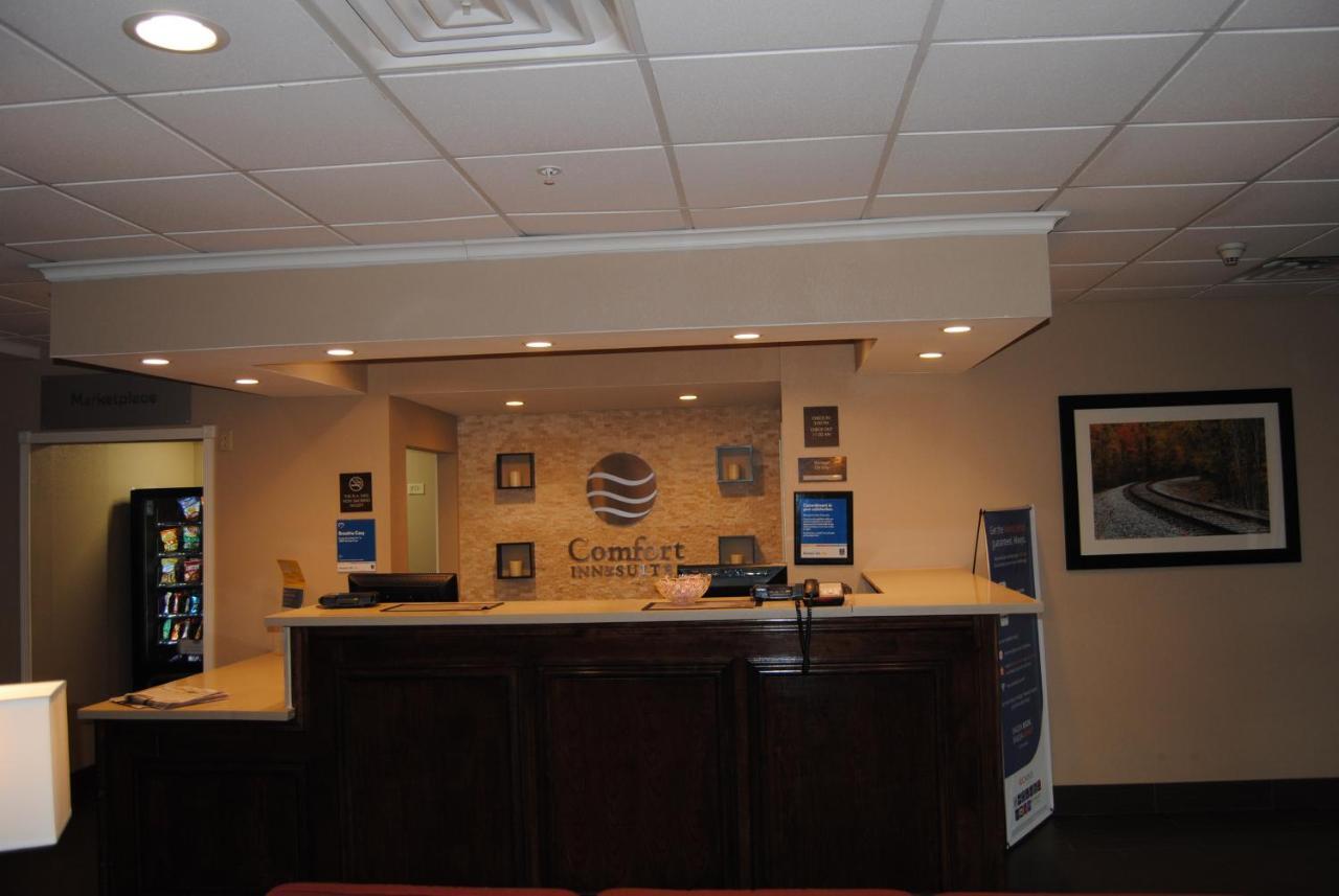 Comfort Inn & Suites Porter Near Indiana Dunes Buitenkant foto